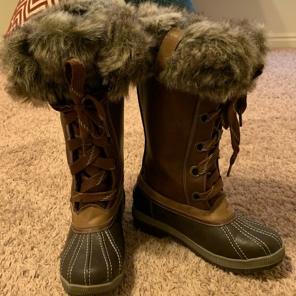 London Fog Snow boots